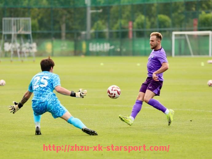 星空体育-世俱杯比赛中球员抢断成功率及位置分布对防守结构影响分析